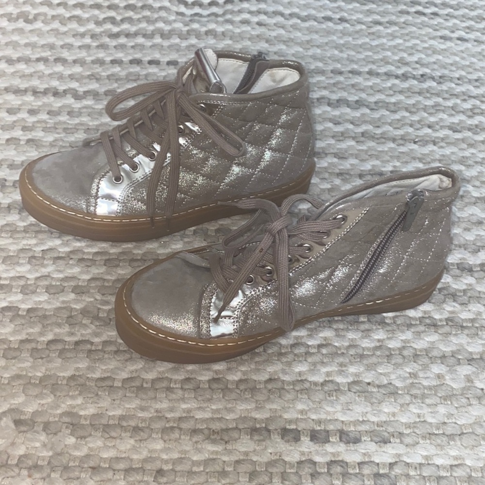 Attilio Giusti Leombruni Gold leather high-top size 35 1/2